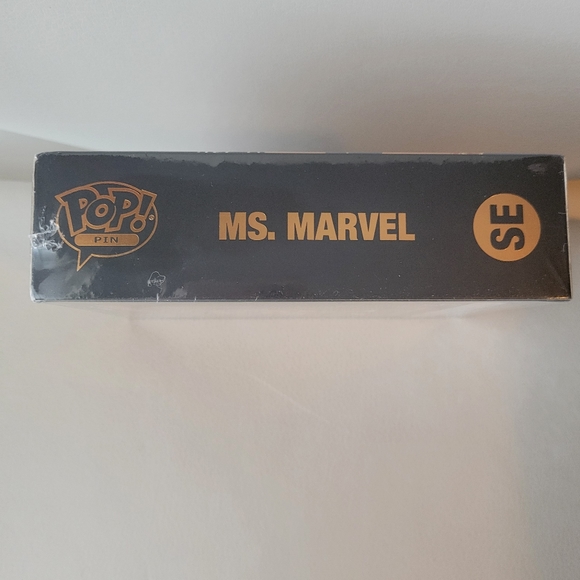 Ms. Marvel Enamel Pin ~ Funko Pop ~ Disney Studios ~ NWT/NIB ~ Cute~ FINAL PRICE - Picture 13 of 13